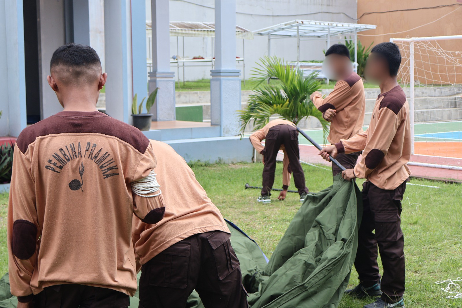 Membuat Tenda, Tali Temali, dan Membaca Sandi, LPKA Ambon Melati Anak Binaan Dasar Pramuka