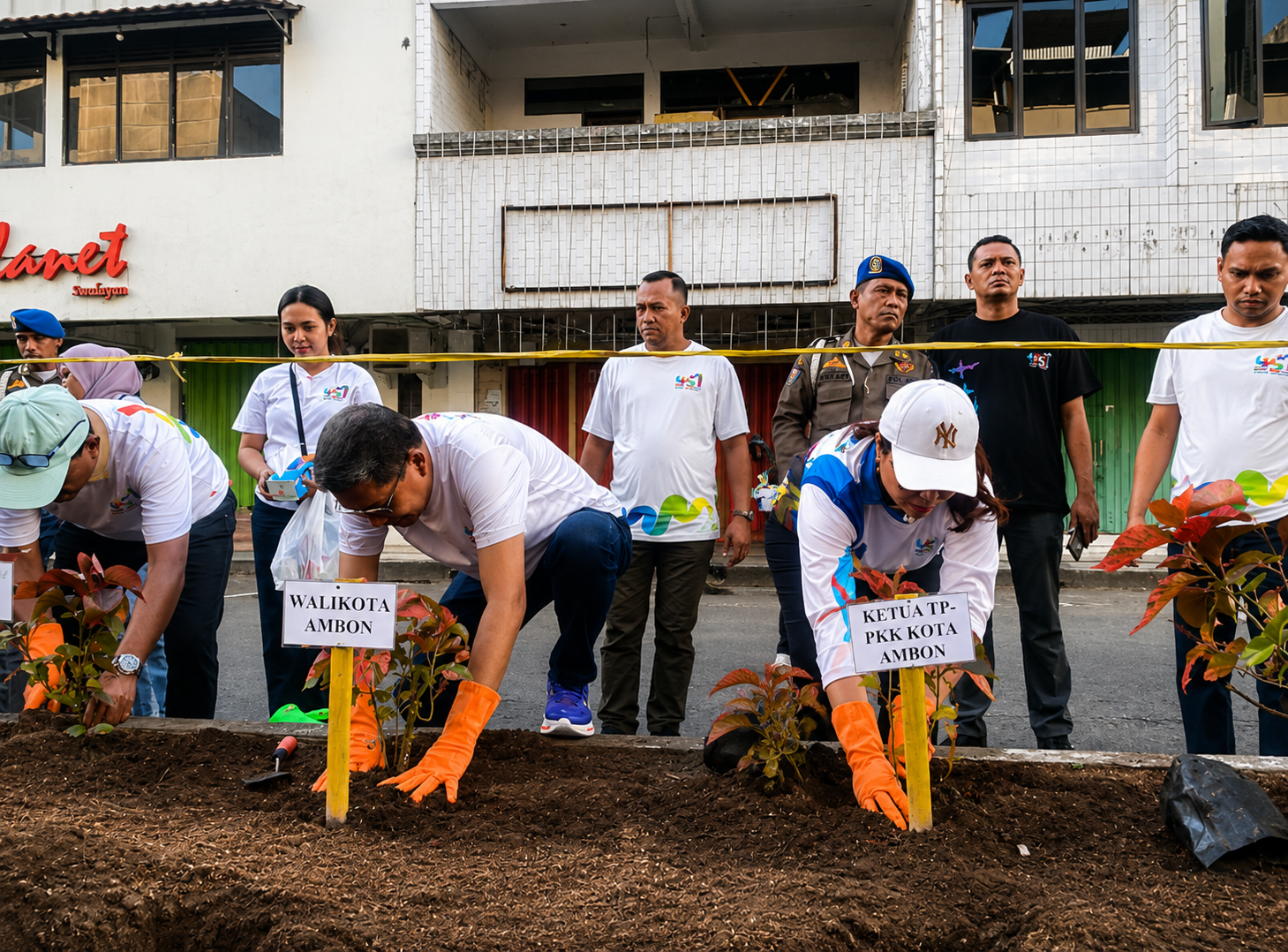 Sambut HUT ke-451 Kota Ambon, Pemkot Galakkan Gerakan Tanam Gadihu dan Percepat Penerapan IKD
