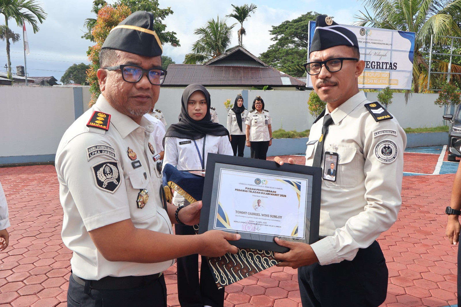 27 Petugas LPKA Ambon Naik Pangkat, Satu Pegawai Raih Predikat Teladan