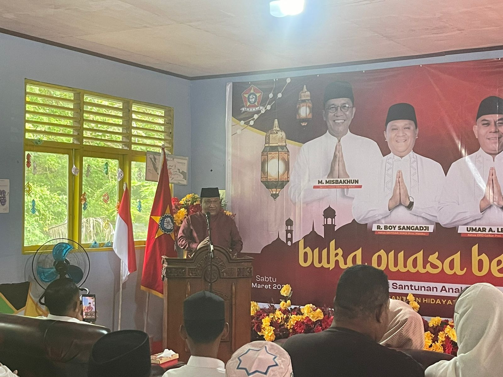 SOKSI Maluku Gelar Buka Puasa Bersama dan Salurkan Bantuan untuk Santri Hidayatullah Liang