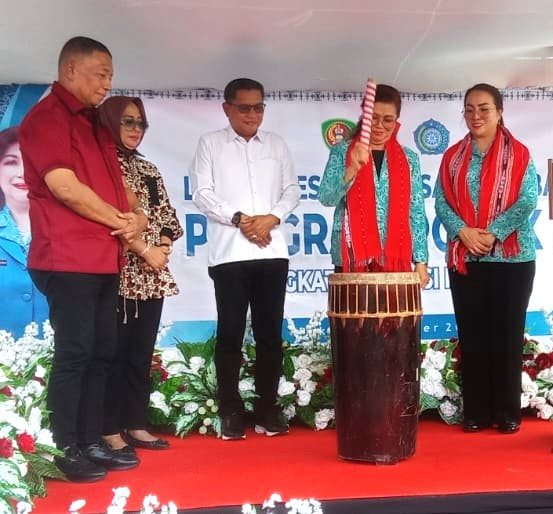 Desa Poka Wakili Kota Ambon dalam Lomba 10 Program Pokok PKK Tingkat Provinsi Maluku