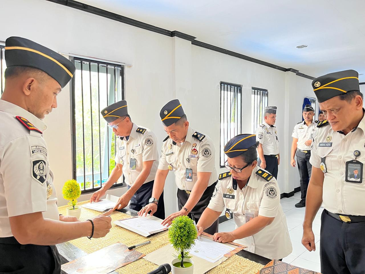 Penandatanganan Pakta Integritas, Lapas Wahai Siap Wujudkan Birokrasi Bersih