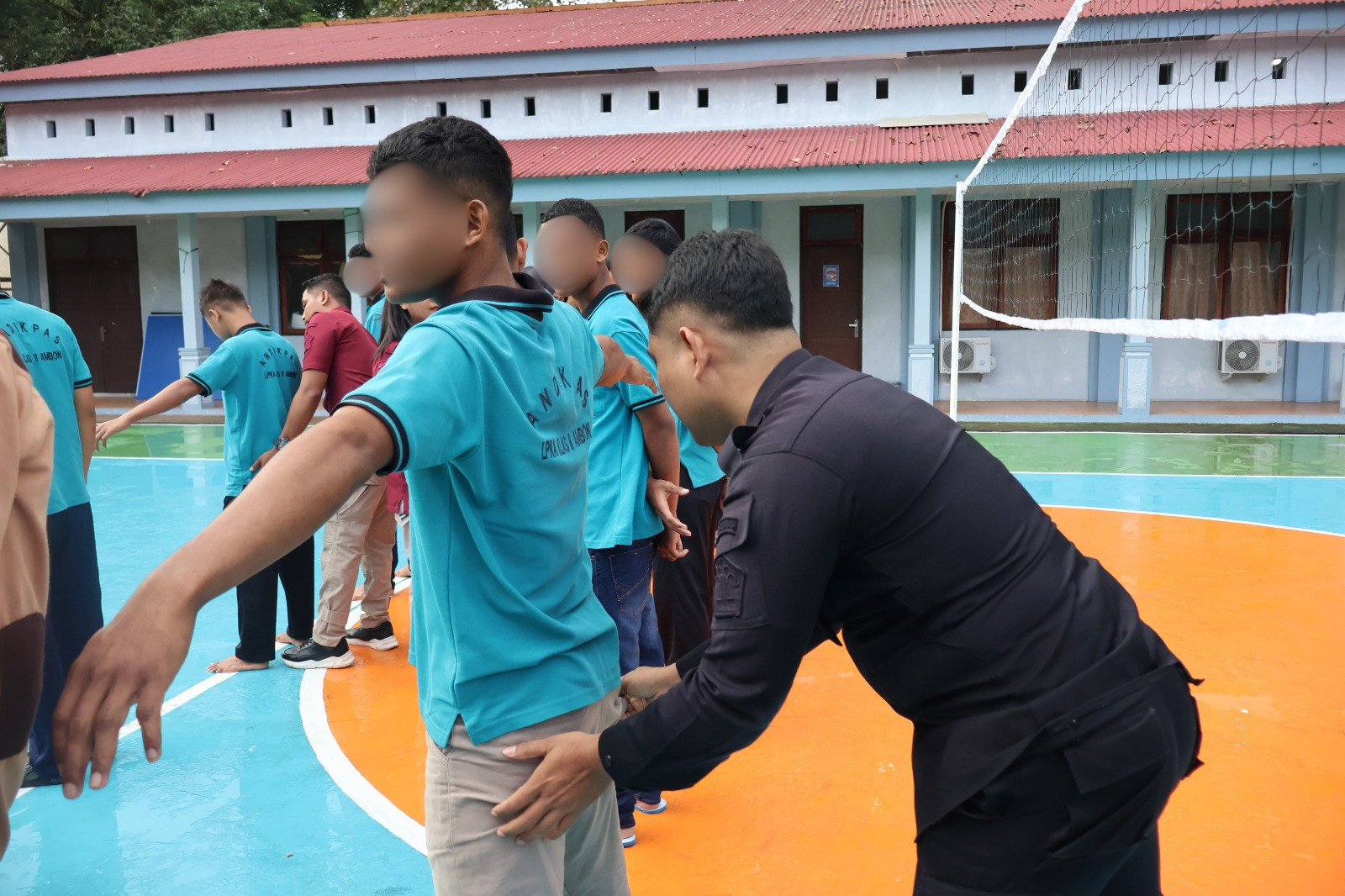 LPKA Ambon Gelar Penggeledahan Rutin Wisma Hunian Anak Binaan