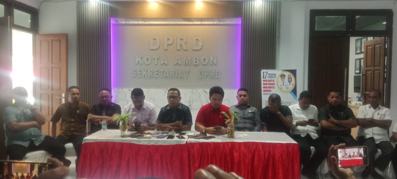 DPRD Kota Ambon Minta Pelaku Pembakaran Rumah  di Desa Hunuth di Proses