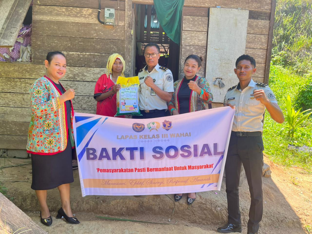 Semangat Kartini Di Lapas Wahai: Berbagi Kasih Untuk Warga Sekitar