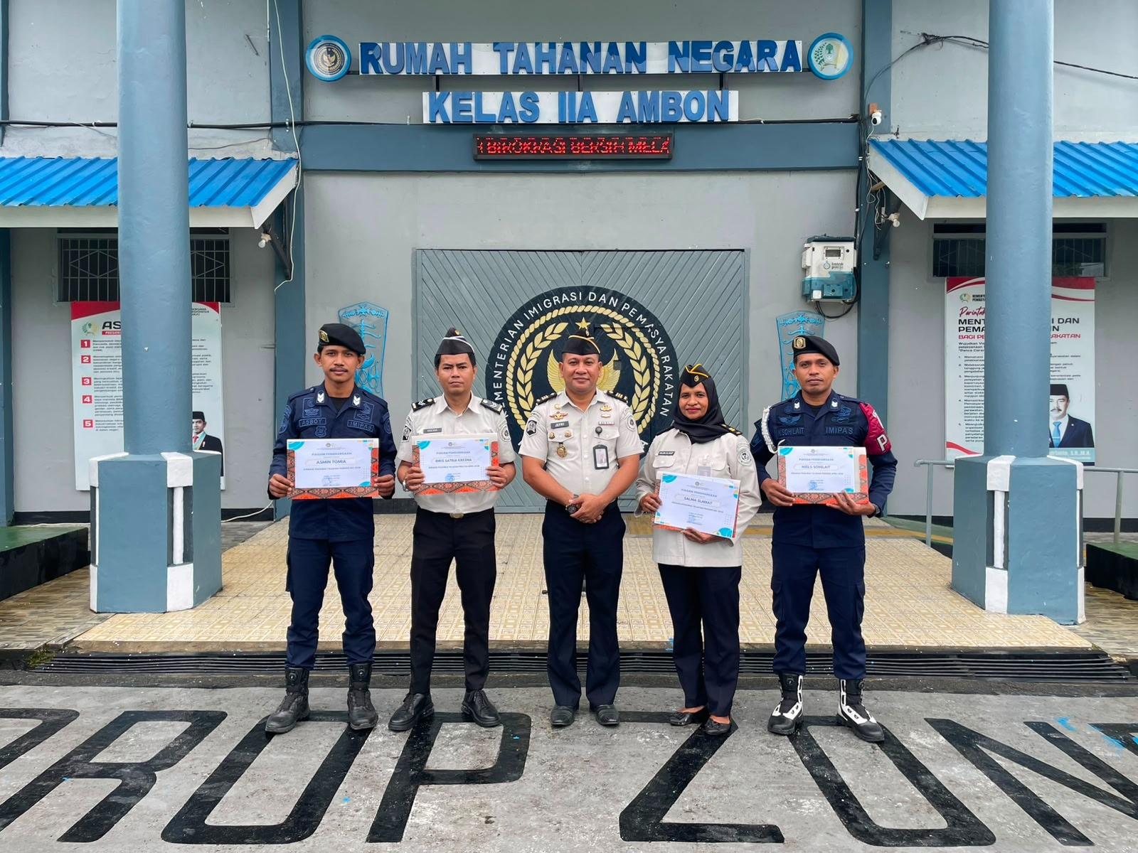 Rutan Ambon Beri Reward Empat Pegawai Teladan Periode Mei 2025